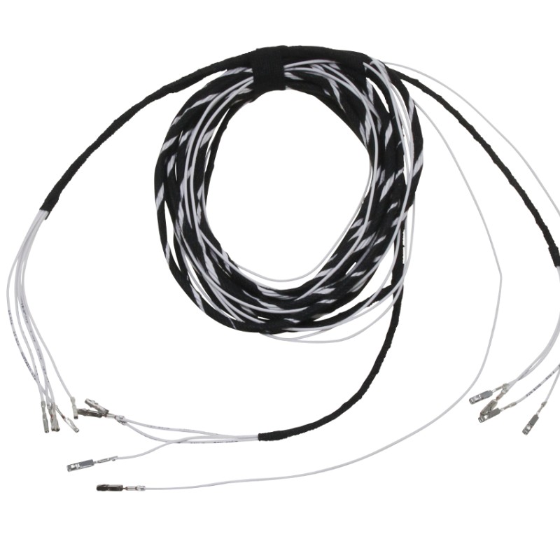 KUFATEC Kabelsatz LED-Heckleuchten für VW Touareg CR mit dynamischen Blinker