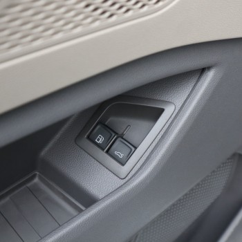Taster elektrische Heckklappe Fahrertür für VW T7 ST