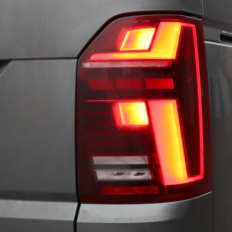 Komplettset LED-Heckleuchten abgedunkelt für VW T6.1 SH