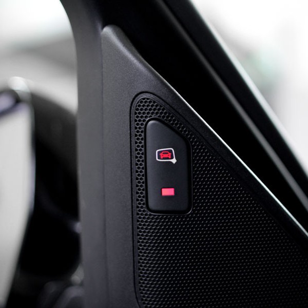 Spurwechselassistent (Audi side assist) für Audi Q3 8U