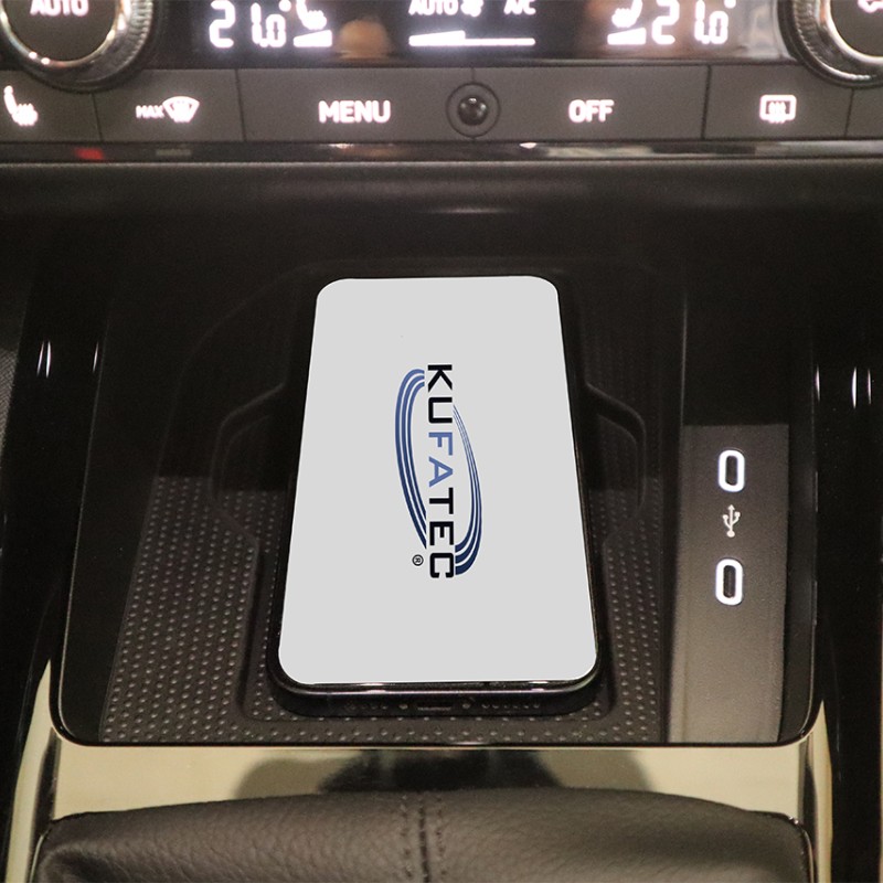 Komplettset Phone Box induktives Laden für Skoda Scala NW1
