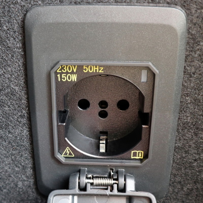 Komplettset 230 Volt Steckdose für Seat Formentor KM7