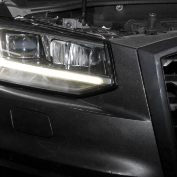 LED Scheinwerfer LED TFL für Audi Q2 GA