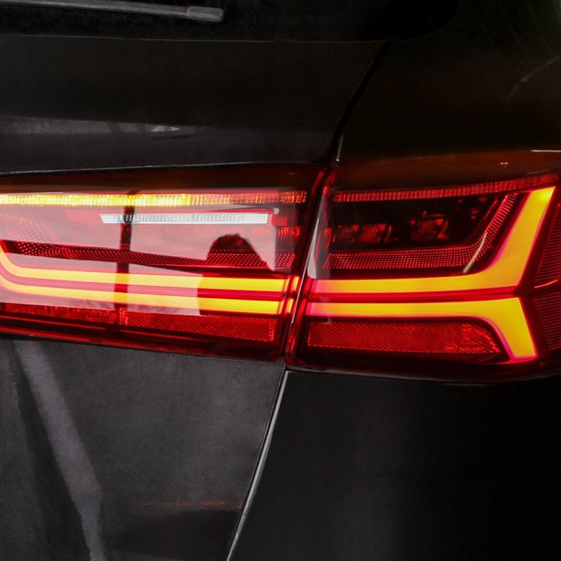 Komplett-Set LED Facelift Heckleuchten mit dynamischen Blinklicht für Audi A6 4G Avant
