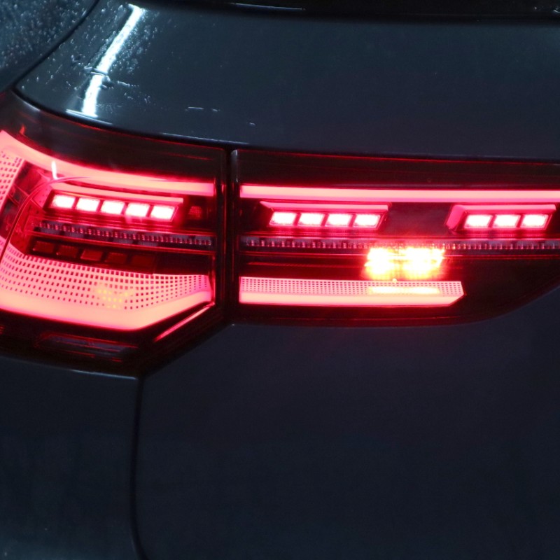 Komplett-Set LED-Heckleuchten mit dynamischen Blinklicht für VW Golf 8 VIII CD, CG