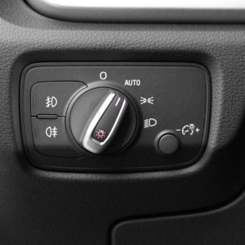 Lichtschalter mit „AUTO”-Funktion für Audi A3 8V
