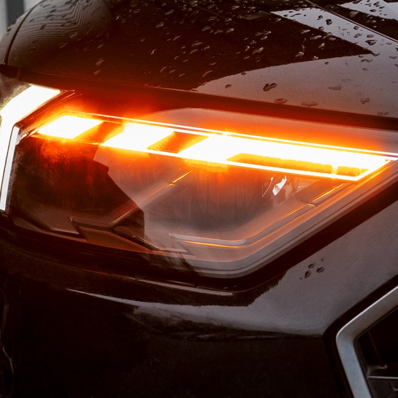 LED-Scheinwerfer mit LED-Tagfahrlicht (TFL) für Audi A1 GB