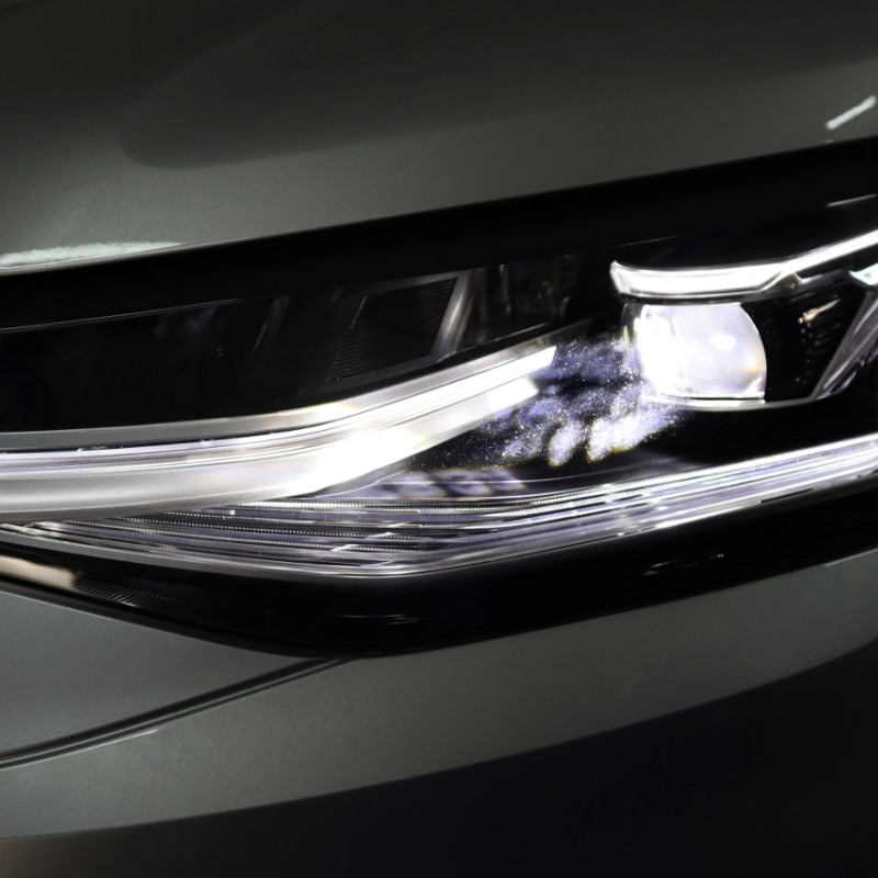Voll-LED-Scheinwerfer LED TFL für VW Caddy SB